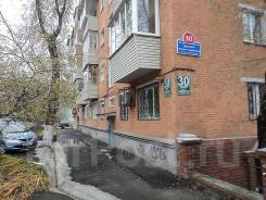 5-комнатная, проспект 100-летия Владивостока 30. Столетие, агентство, 85 кв. м. Дом снаружи