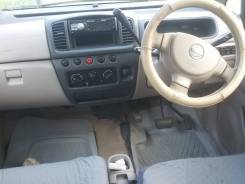 Nissan Moco. автомат, передний, 0.7 (54 л.с.), бензин, 107 тыс. км