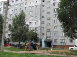 3-комнатная, улица Ломоносова 82. новый торговый центр, частное лицо, 66 кв. м. Дом снаружи