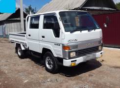 Toyota Hiace. Toyota HiAce 4WD, двухкабинник+ борт, 2 500 куб. см., 1 500 кг.