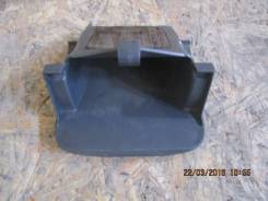 Бардачок. Nissan Almera Classic, B10