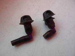Форсунка омывателя. Honda: Logo, Civic Shuttle, Civic, CR-X, Civic CRX Двигатели: D13B, D14A1, D15B2, D15B3, D15B4, D16A6, D16A7, D16Z2, B16A1, D12B1...