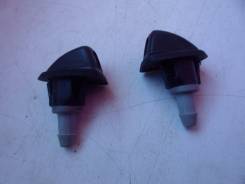 Форсунка омывателя. Nissan Laurel, EC33, ECC33, FC33, HC33, HCC33, SC33 Двигатели: CA18I, RB20D, RB20DT, RB20E, RB25D, RD28