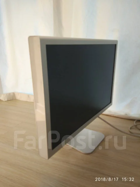 Apple. 23" ����