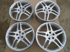 MOMO. 7.0x17", 5x100.00, ET45, ЦО 72,6 мм.