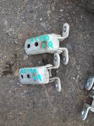 Крепление двери. Toyota: Corona, Prius C, iQ, Avensis, Sprinter Trueno, Corolla, Altezza, Probox, Raum, Sprinter, Mark II Wagon Blit, Caldina, Sprinte...