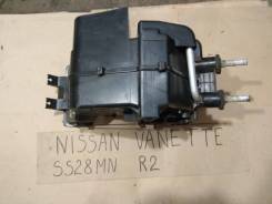 Радиатор отопителя. Nissan Vanette, SS28MN Двигатель R2