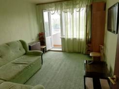 2-комнатная, улица Тушканова 10/1. Азс, частное лицо, 44 кв. м.