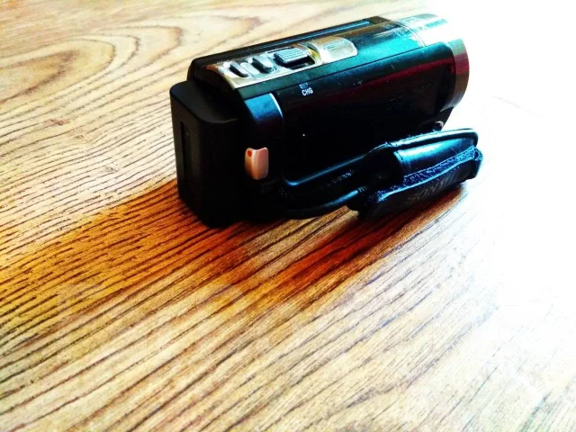 Sony DCR-SX45E ����