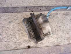 Суппорт тормозной. Lexus SC300, JZZ31 Lexus SC400, JZZ31, UZZ30 Toyota Soarer, JZZ30, JZZ31, UZZ30, UZZ31 Двигатели: 2JZGE, 1JZGTE, 1UZFE