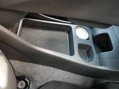 Бардачок подставка под консоль/парящую панель Toyota Prius 30. Toyota Prius, ZVW30, ZVW30L