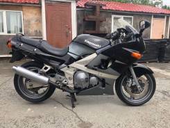 Kawasaki ZZR 400. 400 куб. см., исправен, птс, без пробега