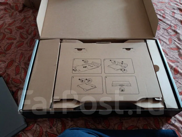 Asus U32. 2,9����, ��� 8 ��, ���� 464���, WiFi: 1, Bluetooth: 1, ����������� �� 1��. ����