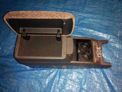 Подлокотник TOYOTA MARKII