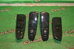 Обшивка двери. Toyota Crown, JZS171, JZS171W Двигатель 1JZGTE