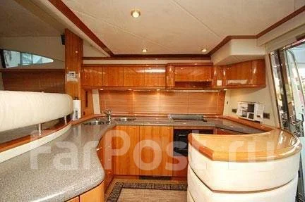 Sunseeker. 2002 ���, ����� 20��., ��������� ������������, 2 100��.�., ������ ����