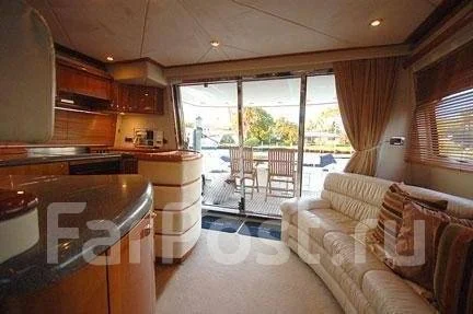 Sunseeker. 2002 ���, ����� 20��., ��������� ������������, 2 100��.�., ������ ����