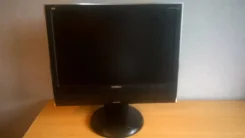 ViewSonic. 20", ���������� �� (LCD)