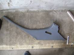 Накладка на стойку. Hyundai Accent, LC, LC2 Двигатели: D3EA, G4EA, G4EB, G4ECG, G4EDG, G4EK