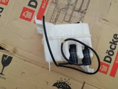 Бачок стеклоомывателя. Toyota Lite Ace, CR41, CR41V, CR42, CR42V, KR41, KR41V, KR42, KR42V, SR40 Toyota Lite Ace Noah, CR40, CR40G, CR41, CR42, CR50...