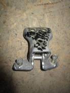 Крепление двери. Mitsubishi Lancer, CS1A, CS2A, CS2V, CS2W, CS3A, CS3W, CS5A, CS5AR, CS5AZ, CS5W, CS6A, CS6W, CS7A, CS7W, CS9A, CS9W