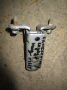 Крепление двери. Mitsubishi Lancer, CS1A, CS2A, CS2V, CS2W, CS3A, CS3W, CS5A, CS5AR, CS5AZ, CS5W, CS6A, CS6W, CS7A, CS7W, CS9A, CS9W