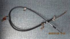 Тросик ручного тормоза. Toyota RAV4, ACA21, ACA21W, ACA23, ACA26, ACA28, CLA21, ZCA26, ZCA26W Двигатели: 1AZFE, 1AZFSE, 1CDFTV, 1ZZFE, 2AZFE