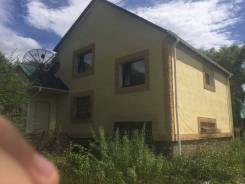 Продам дом в пгт. Ольга. Улица Ворошилова 7, р-н Ольгинский, площадь дома 270 кв. м., водопровод, скважина, электричество 30 кВт, отопление жидкотопли...
