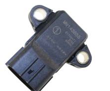 Датчик абсолютного давления. Mitsubishi Lancer Cedia, CS2A, CS2V, CS2W Mitsubishi Colt Plus, Z25A, Z26A, Z27A, Z27AG, Z28A Mitsubishi Lancer, CS1A, CS...