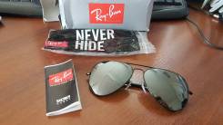 Очки Ray-Ban.