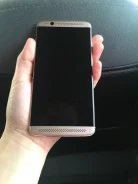 ZTE Axon 7 Mini. �/� ����