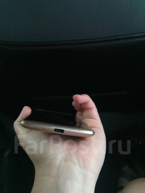 ZTE Axon 7 Mini. �/� ����