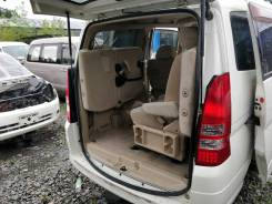 Уплотнитель двери багажника. Nissan Serena, C24, PC24, PNC24, RC24, TC24, TNC24, VC24, VNC24 Двигатели: QR20DE, QR25DE, SR20DE, YD25DDTI2WD, YD25DDTI4...