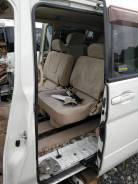 Уплотнитель двери. Nissan Serena, C24, PC24, PNC24, RC24, TC24, TNC24, VC24, VNC24 Двигатели: QR20DE, QR25DE, SR20DE, YD25DDTI2WD, YD25DDTI4WD