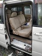 Уплотнитель двери. Nissan Serena, C24, PC24, PNC24, RC24, TC24, TNC24, VC24, VNC24 Двигатели: QR20DE, QR25DE, SR20DE, YD25DDTI2WD, YD25DDTI4WD