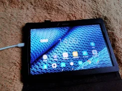 Lenovo Tab 2 A10-30 ����