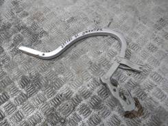 Петля крышки багажника левая DAEWOO GENTRA