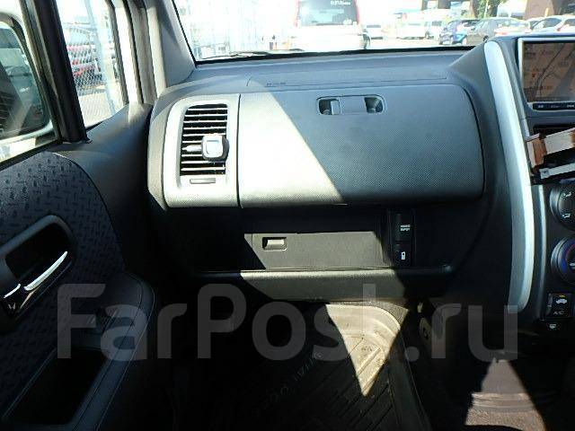 Honda Mobilio Spike. , , 1.5, , 209. , /,  .     