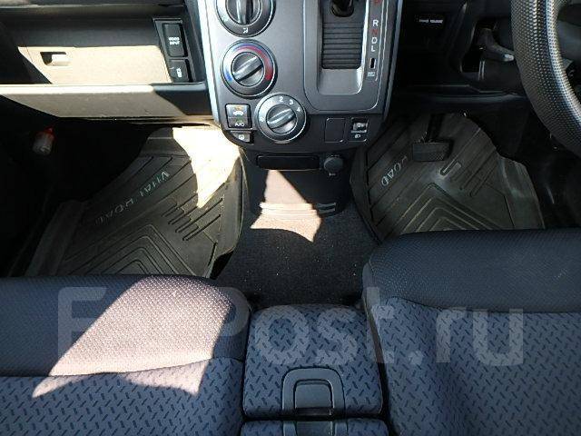 Honda Mobilio Spike. , , 1.5, , 209. , /,  .     