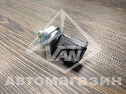 Датчик давления масла. Nissan: Altima, Titan, Civilian, Patrol, Xterra, Pathfinder, 350Z, Fairlady Z, GT-R, Armada, Safari, Sentra, Navara Двигатели...