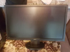 Acer. 24" ����