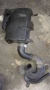 Корпус воздушного фильтра. Toyota Prius, NHW20