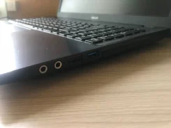 DEXP Atlas. 15.6", 3,2����, ��� 8 ��, ���� 500���, WiFi, Bluetooth ����