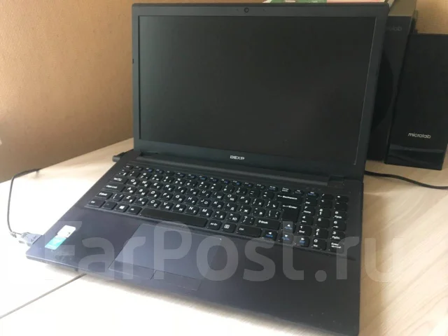 DEXP Atlas. 15.6", 3,2����, ��� 8 ��, ���� 500���, WiFi: 1, Bluetooth: 1 ����