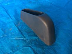 Кожух ручки ручника. Mazda MPV, LW, LW3W, LW5W, LWEW, LWFW Двигатели: L3, L3DE, L3VDT, L3VE