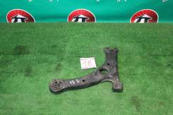 Рычаг, тяга подвески. Toyota Avensis, ADT250, ADT251, AZT250, AZT250L, AZT250W, AZT251, AZT251L, AZT251W, AZT255, AZT255W, CDT250, ZZT250, ZZT251, ZZT...