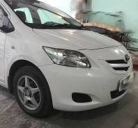 Накладка на фару. Toyota Yaris Toyota Vios Toyota Belta