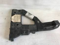 Крепление бампера. Audi S6, 4F2, 4F5 Audi A6, 4F2, 4F2/C6, 4F5, 4F5/C6 Двигатели: ASB, AUK, BAT, BBJ, BDW, BDX, BKH, BLB, BMK, BNA, BNG, BNK, BPJ, BPP...