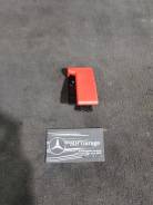Ручка открывания капота. Mercedes-Benz: GLK-Class, S-Class, GL-Class, M-Class, B-Class, R-Class, CLC-Class, CL-Class, E-Class, SLS AMG, A-Class, SLR M...