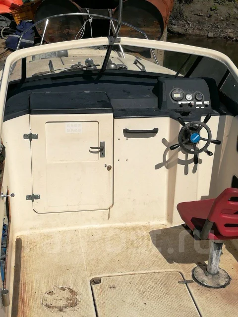 Yamaha F. 1998 ���, ����� 8��., ��������� ���������, 200��.�., ������ ����